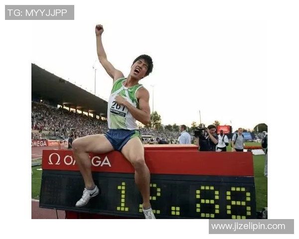 成都羽毛球队在钻石联赛积分榜上以72分稳居第一展现强劲实力