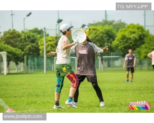 飞盘运动的魅力与挑战：深入了解深圳飞盘队的耐力与团队精神