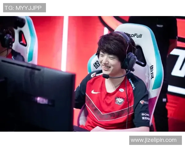 JDG战队在DOTA2比赛中的进攻策略分析与得失总结